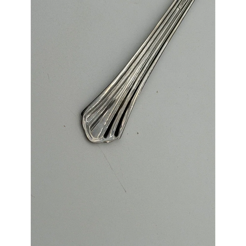 Stainless Korea Pie Cake Server Ribbed Fluted Handle Silver Polished Finish